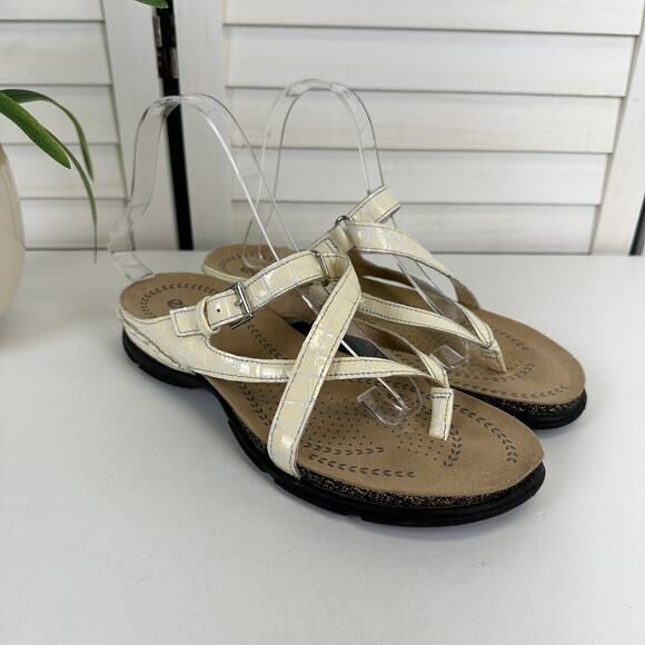 Ecco Living Cream‎ Croc Embossed Patent Sandal Comfort Shoe EU 39 US 8-8.5 - Picture 2 of 9